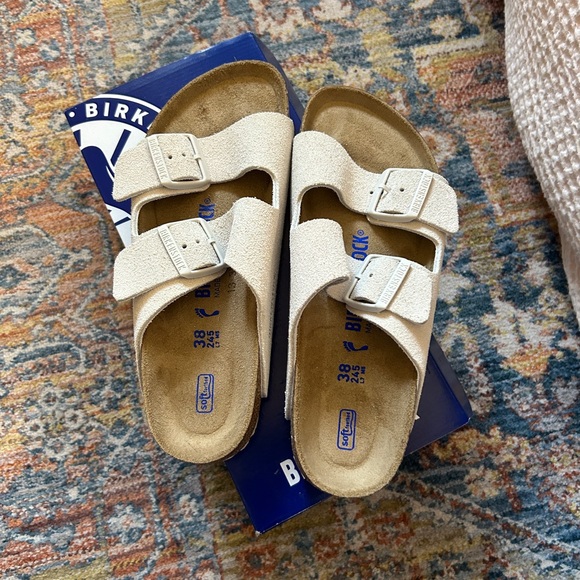 NWT Birkenstock Suede Arizona - Picture 2 of 4